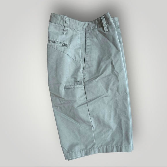 Volcom Khaki Shorts 31 - Picture 3 of 16